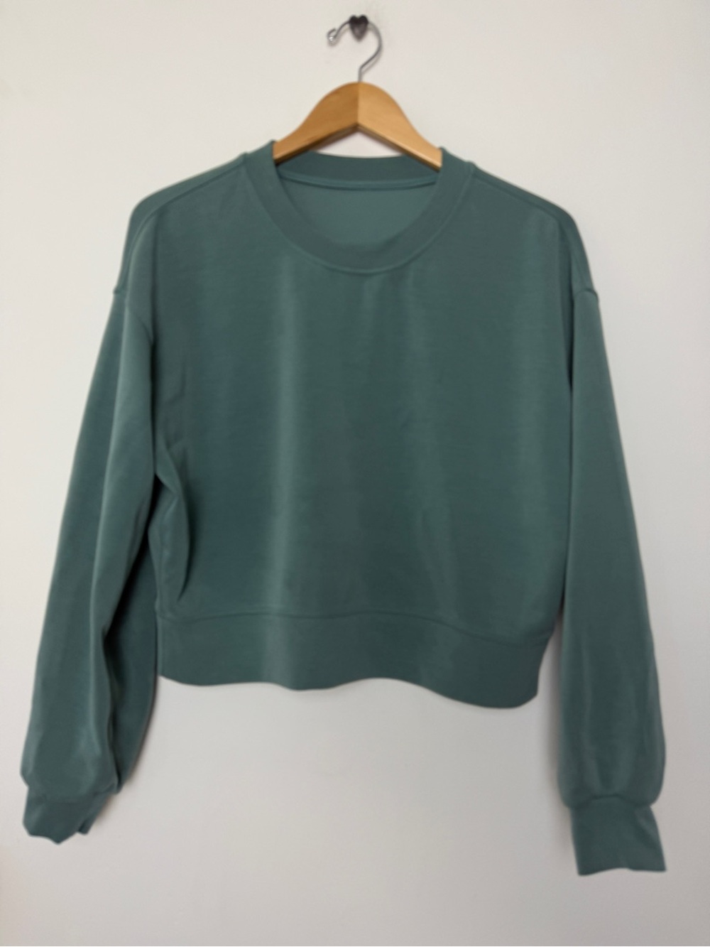Lululemon Crewneck Pullover Sweatshirt in Sage Green